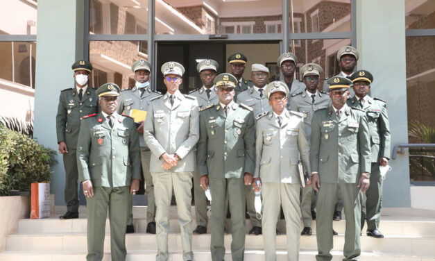 Inspection générale des Forces armées : L’IGFA en visite à la Direction générale des Douanes