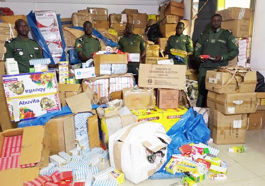 Bouclage des couloirs et réseaux de trafics illicites : Saisie « record » de faux médicaments à Thiaroye pour une contrevaleur d’un milliard cent cinquante millions Francs CFA (1 150 000 000)