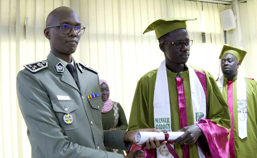 Cérémonie de remise de diplômes de la première Promotion du Master « Droit douanier et Droit du Commerce international »