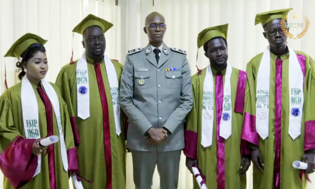 [Vidéo] Cérémonie de sortie de la première Promotion Master de Droit douanier et Droit du Commerce international