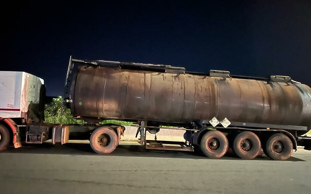 La Subdivision des Douanes de Dakar-Extérieur saisit 146 000 litres de carburant