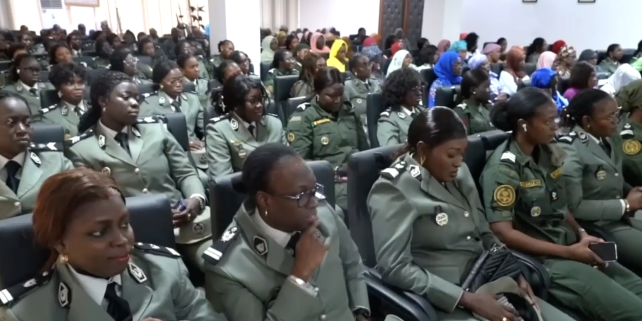 LE PERSONNEL FÉMININ DES DOUANES À L’HONNEUR