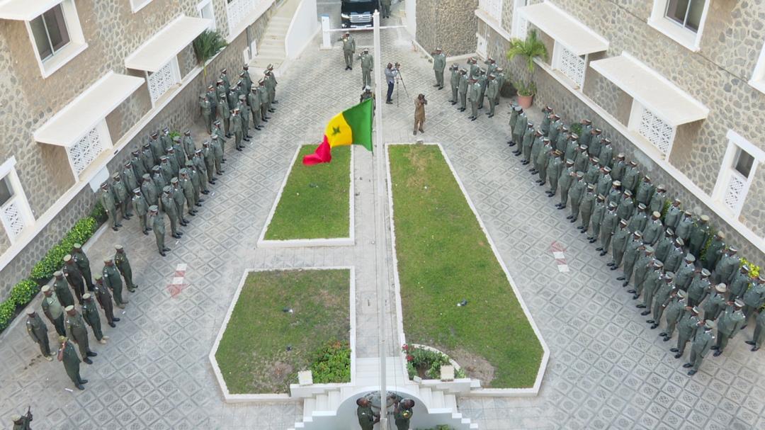 Cérémonie de levée des couleurs à la Direction générale des Douanes