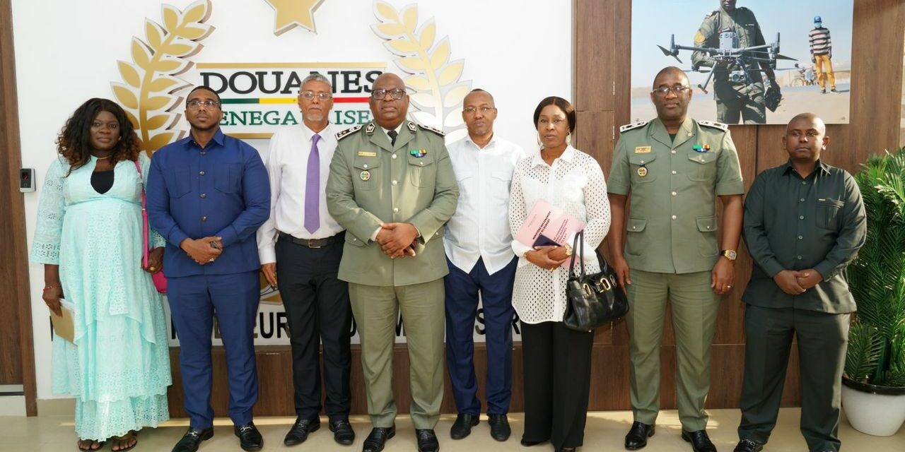 Des hauts cadres des régies financières djiboutiennes reçus à la Direction générale des Douanes​