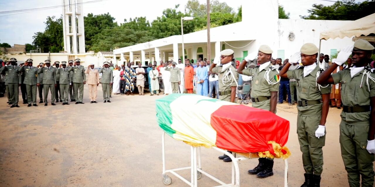 Cérémonie de levée de Corps de l’Adjudant Adama NDIAYE : Des moments empreints d’émotion et de solennité
