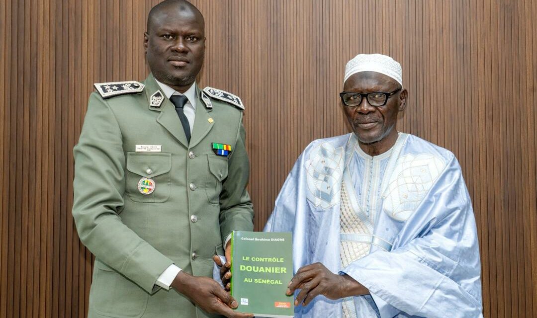 Recherches et publications en Douanes : Le Colonel des Douanes (ER) Ibrahima DIAGNE publie « Le contrôle douanier au Sénégal »