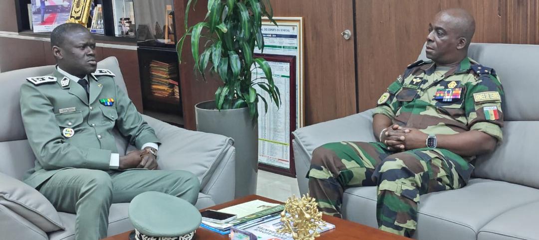 Renforcement opérationnel des Forces de Défense et de Sécurité (FDS) : L’IGFA en visite de travail à la DGD