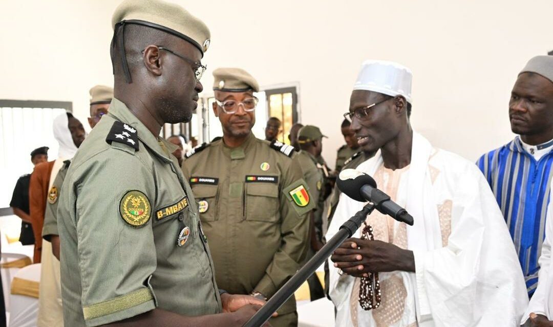 Douanes-Populations : Le DGD en communion avec les populations de Karang