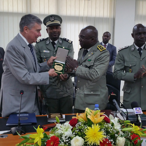 Signature d’accords de coopération douanière (Sénégal – USA)