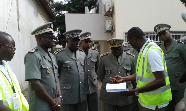 Installing the optical fibre : Senegal Customs’ General Director visits the port’s yards