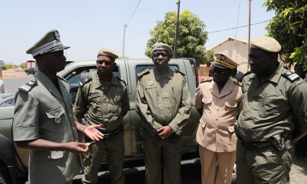 VISITE DU DGD A L’ANTENNE DE GOULOUMBOU : Un Pick-up flambant neuf et les félicitations de la hiérarchie aux hommes de l’Unité