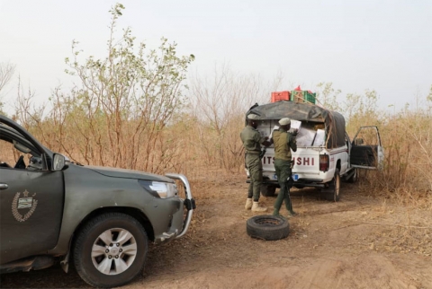 Fight against fake drugs trafficking: an L 200 stuffed with drugs intercepted