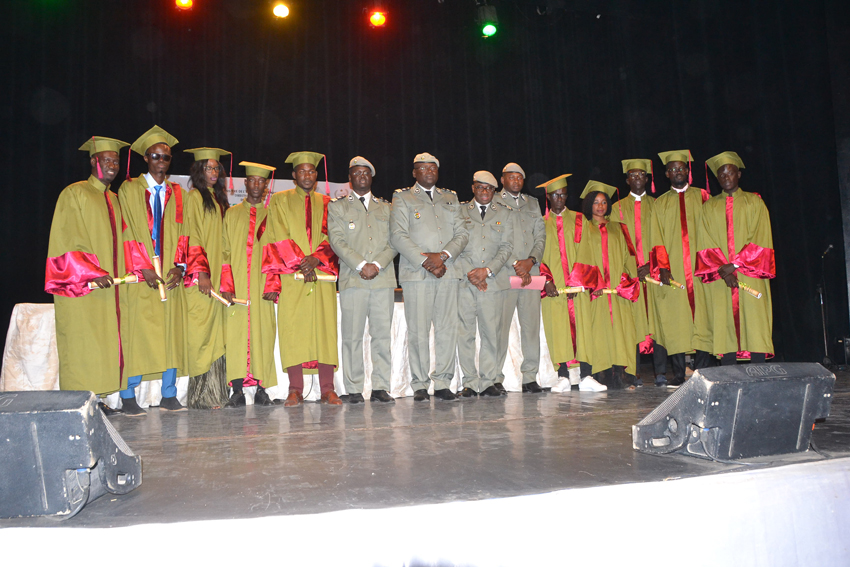 Cérémonie de remise de diplôme aux sortants de l’école des auxiliaires de la Douane