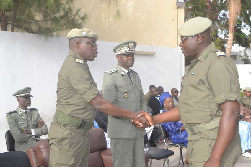 Passation de service à l’Ecole des Douanes, Cl Habib Ampa Florentin Dieng succède à Cl Simon Séne comme DF