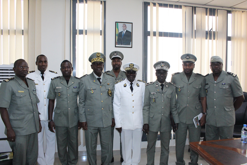 Courtesy visit of the Navy Chief to the Customs General Director