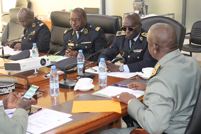 Visite du Général Victor Tine, Commandant de la Brigade Nationale des Sapeurs Pompiers