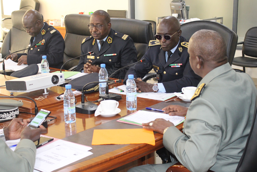 Visite du Général Victor Tine, Commandant de la Brigade Nationale des Sapeurs Pompiers