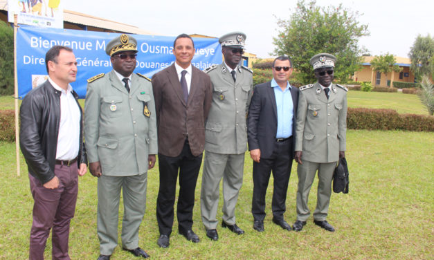 Visite du DG des Douanes Papa Ousmane Gueye à l’usine Kiréne