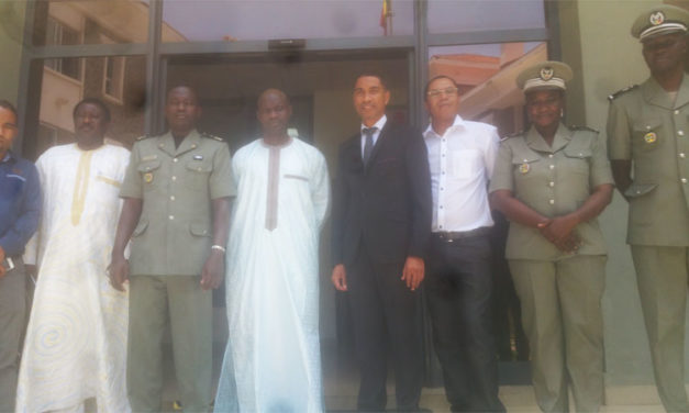 Malagasy customs visiting Senegal Customs at their headquarters